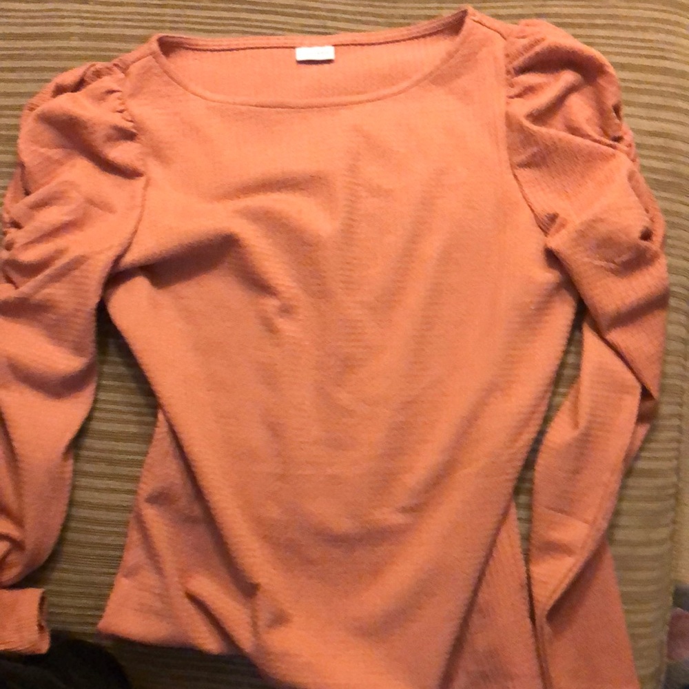 Puff sleeve top💕